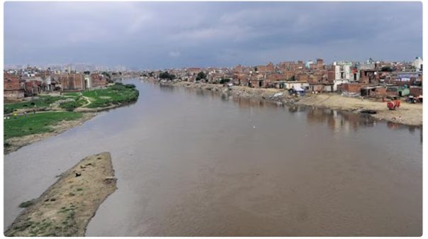 MICROSCOPIC ANALYSIS OF BACTERIA IN HINDON RIVER WATER